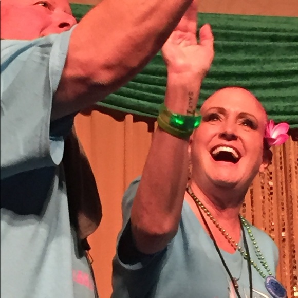 Meet your Posher, Lore - Picture 3 of 8